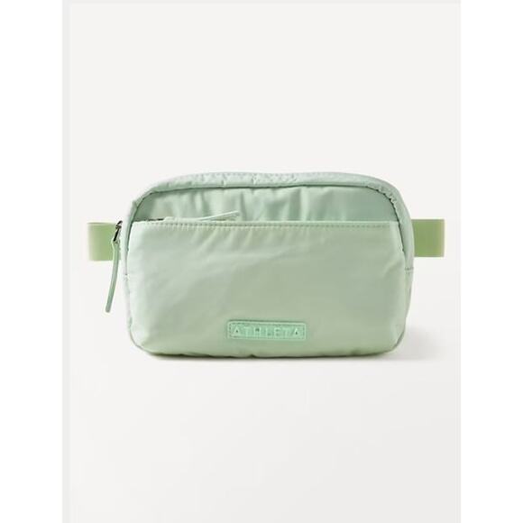 NWT Athleta All About BELT BAG Chest Crossbody Bag Fanny Pack U Pastel Green - Picture 1 of 4